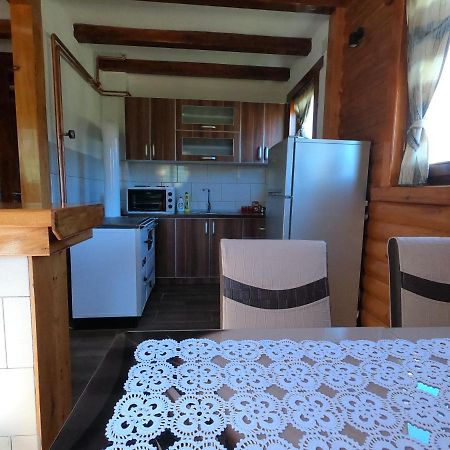 Guest House Tara 자블야크 외부 사진