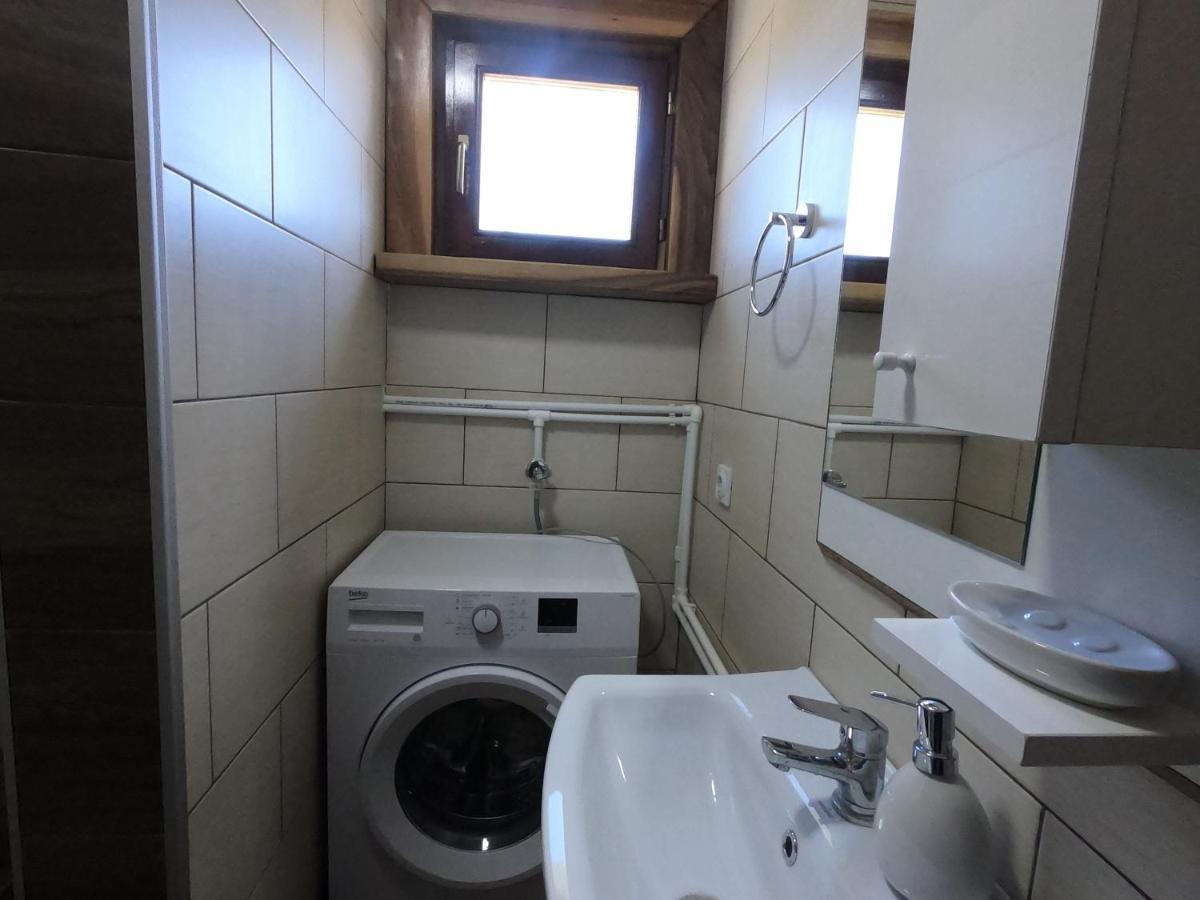 Guest House Tara 자블야크 외부 사진