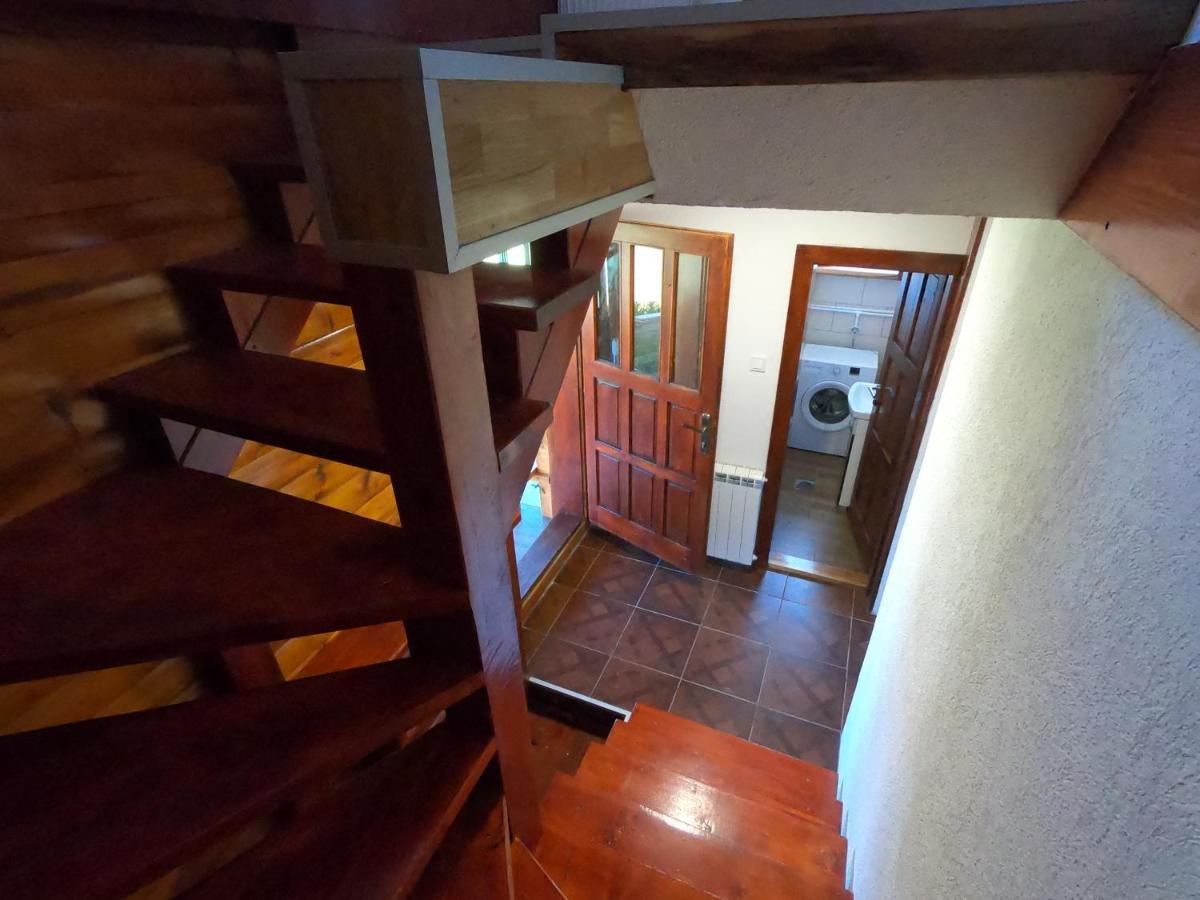 Guest House Tara 자블야크 외부 사진