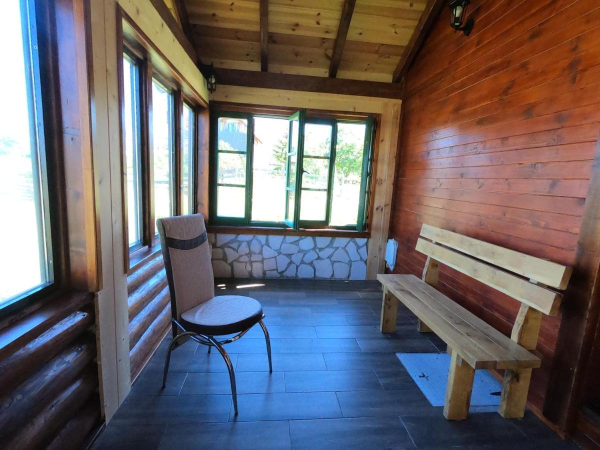 Guest House Tara 자블야크 외부 사진