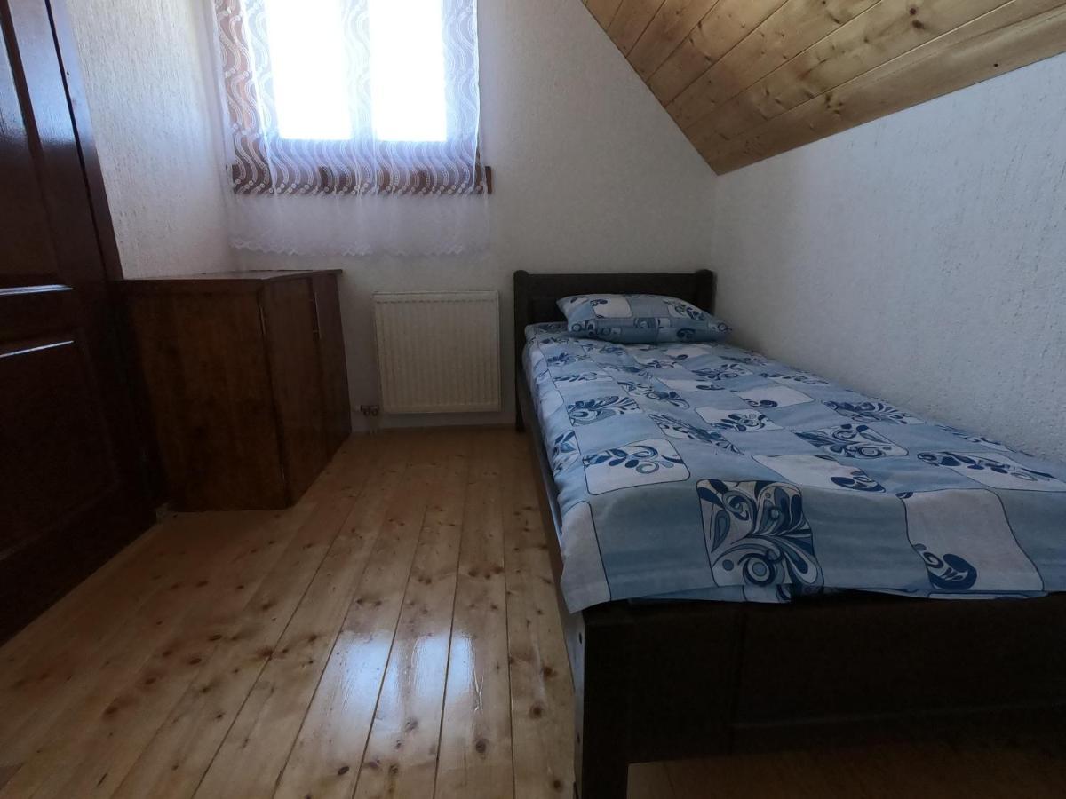 Guest House Tara 자블야크 외부 사진